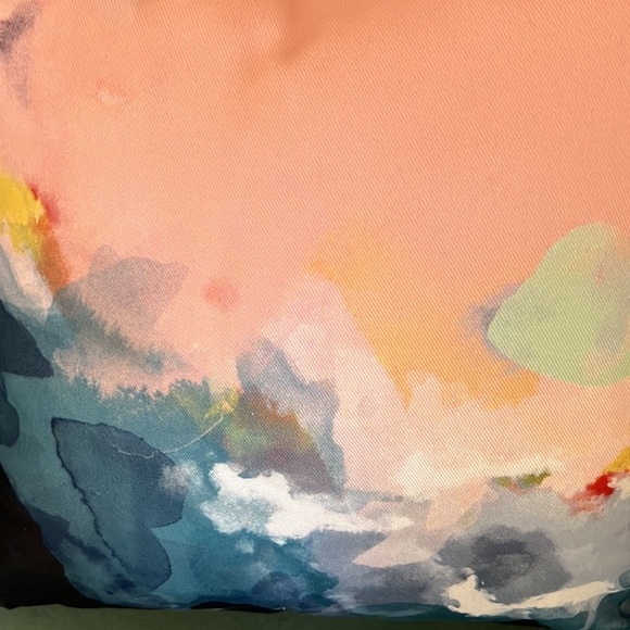 Society 6 Abstract Throw Pillows-NWO tags. 2 weeks old. Custom made - Picture 3 of 5